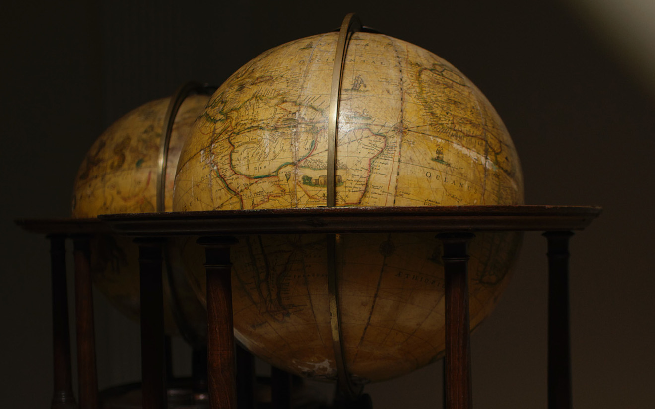 Аукціон історичних глобусів у Шаріте