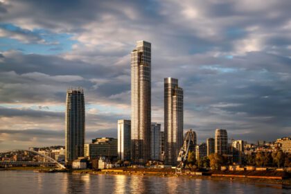 Друга найвища будівля в Європейському Союзі