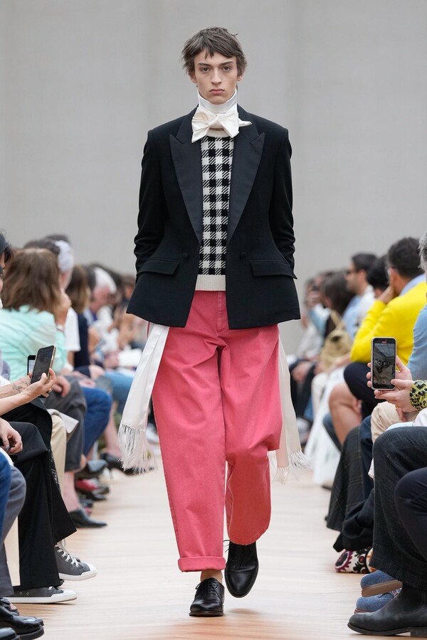 Джонатан Андерсон для Dior8