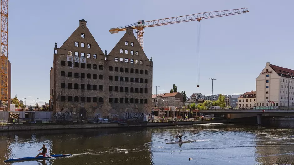 Готель Marriott у Гданських зерносховищах