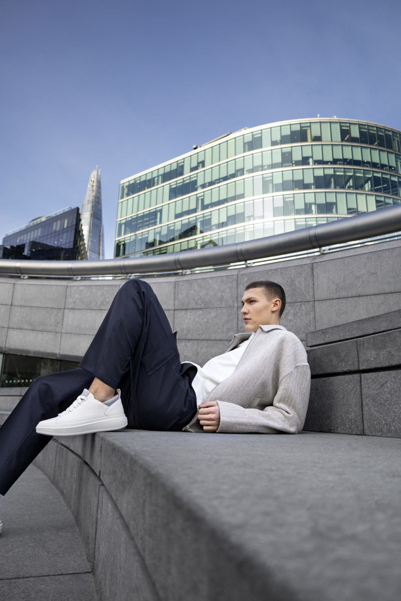 Штаб-квартира в Лондоні 11