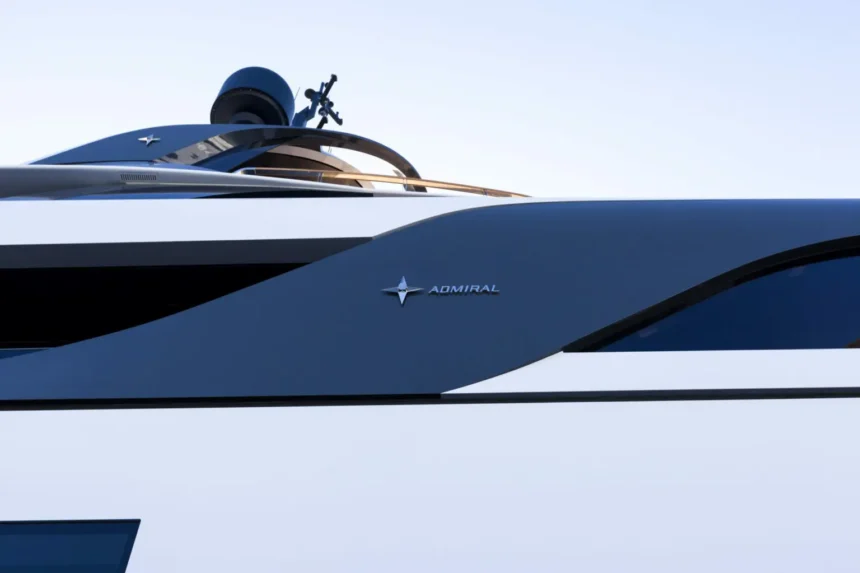 Яхта Armani Admiral