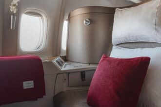 Перший клас Cathay Pacific