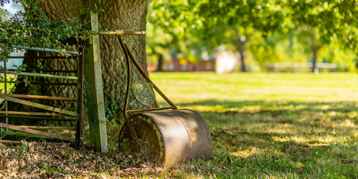 Rayners Exterior Sunny 0267 Копія 2000x1000