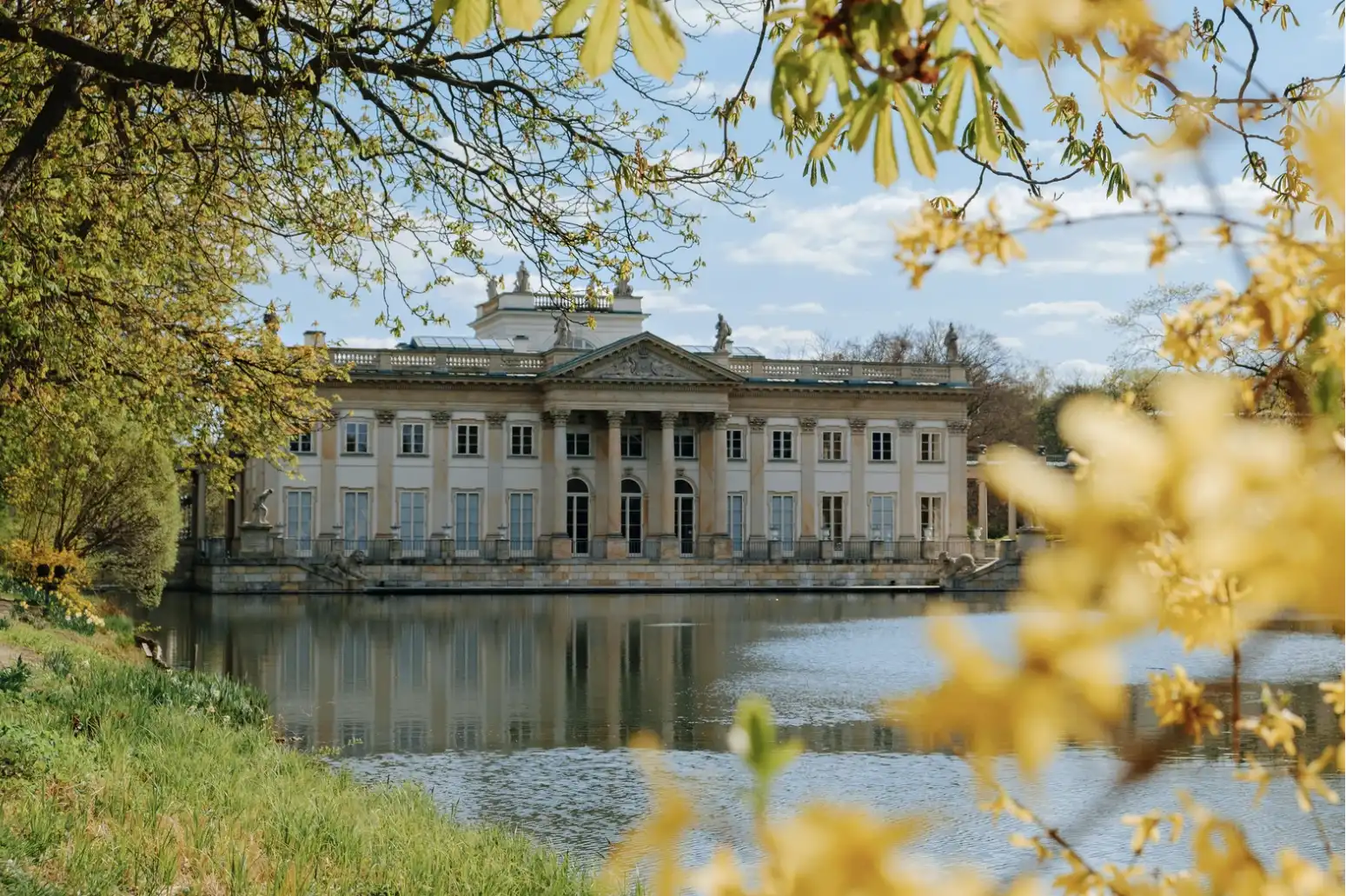 Варшава Мокотів Лазенки Кролевські Золота Перлина Нерухомість
