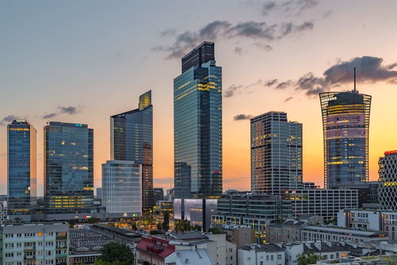 Рекордна угода у Варшаві