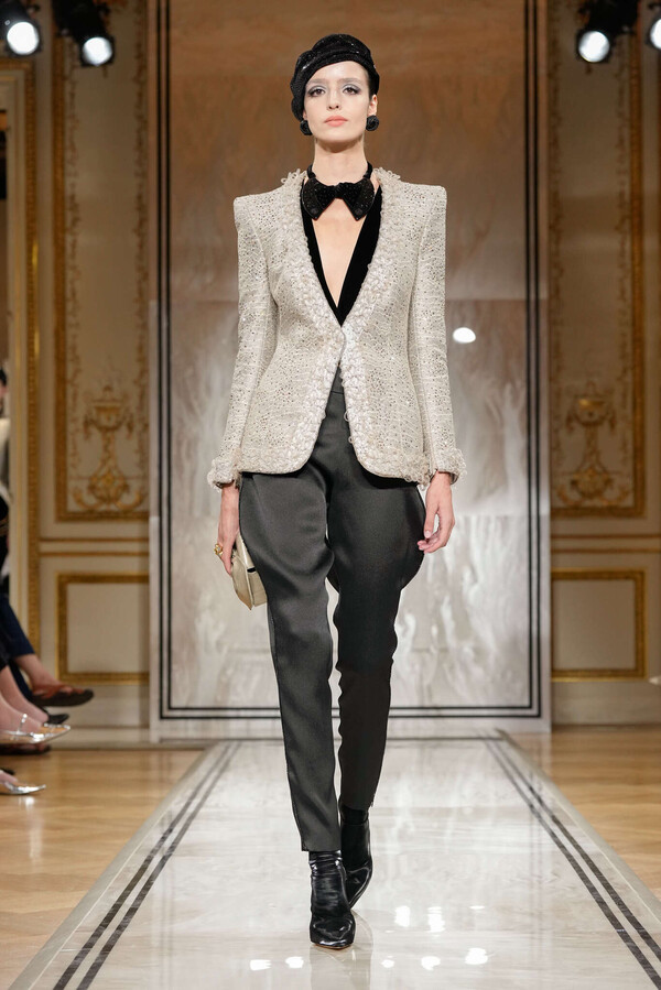 Giorgio Armani помер