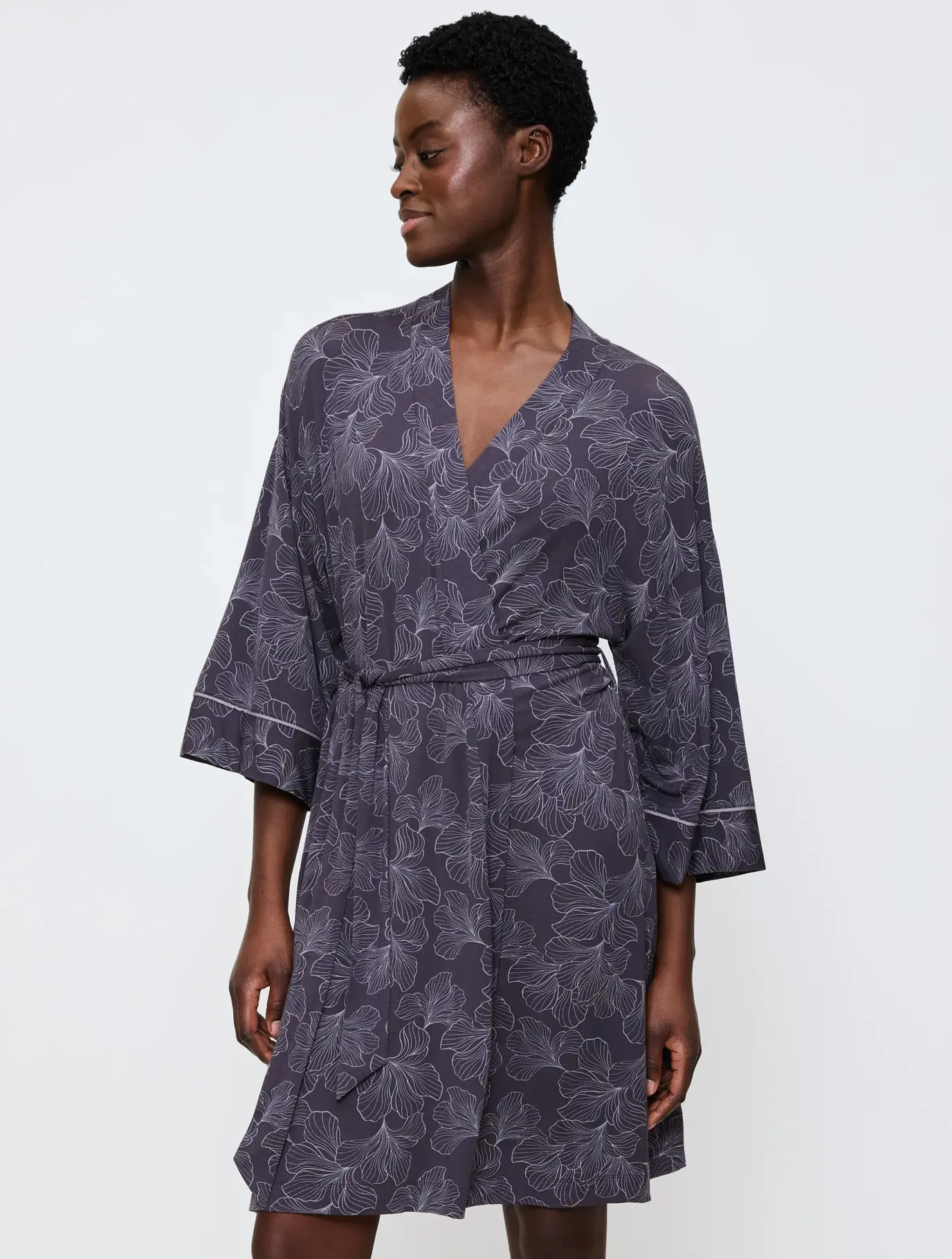 Розкішний жіночий халат1