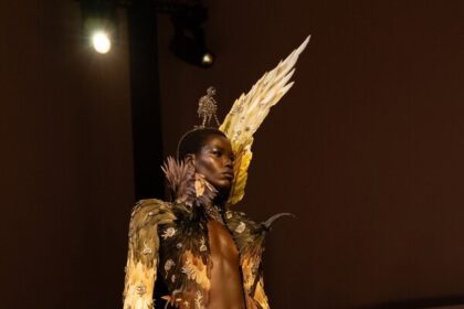 Schiaparelli Весна 2026 Агонія і Екстаза Haute Couture Як Жива Мистецтво