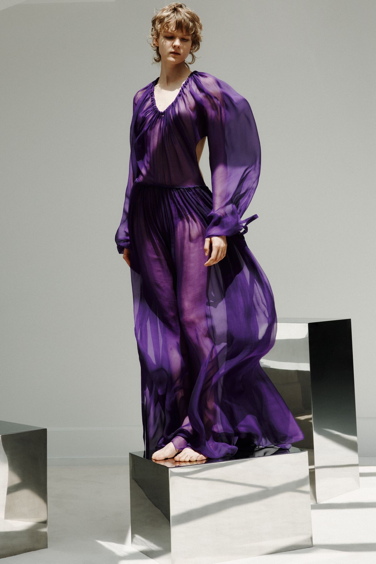 Balenciaga Resort 2027 Лукбук