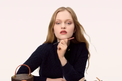 Монограма Louis Vuitton На Косметиці3
