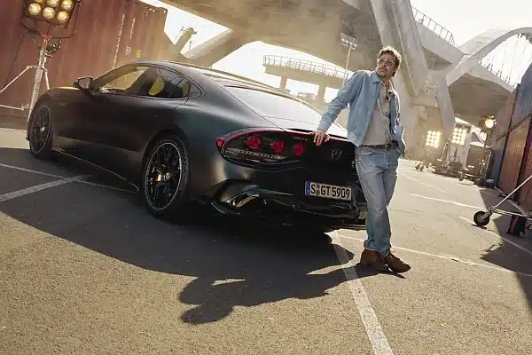 Brad Pitt і Mercedes Amg2
