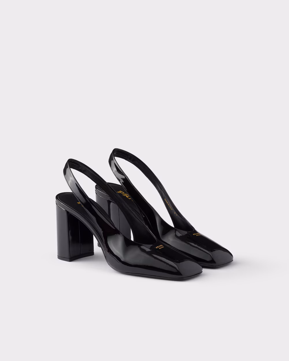 Жіноче взуття Prada